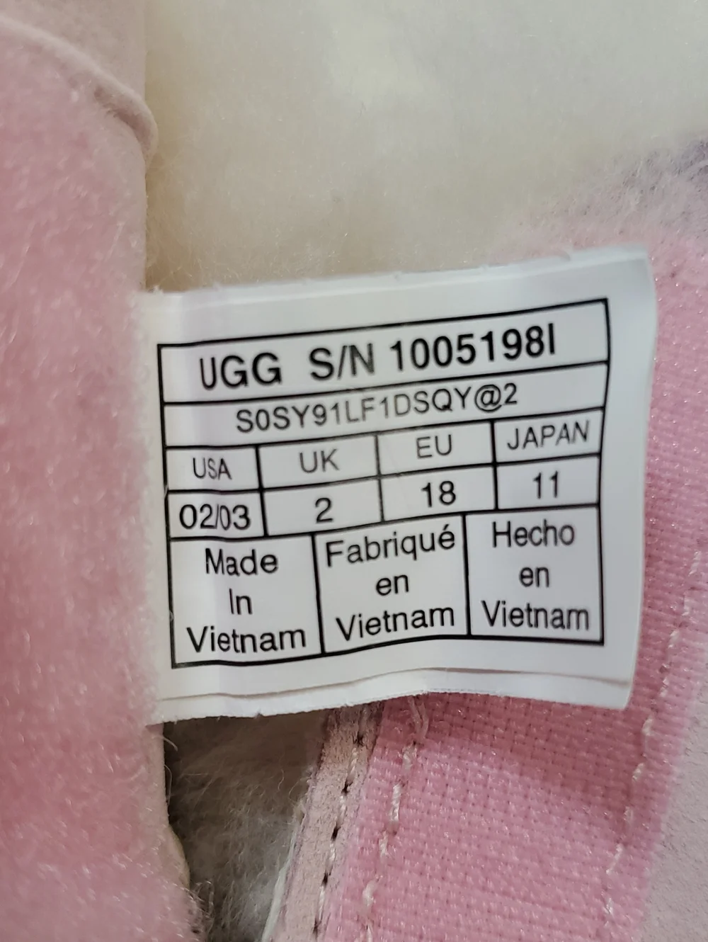 UGG Infants Caden Pink Suede Booties. Cozy Shearling Lining. Size 2-3
